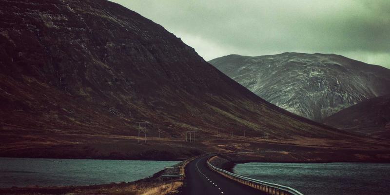 王朝兴衰的底层密码：解码中国历史上重大农民起义的深层逻辑与循环模式